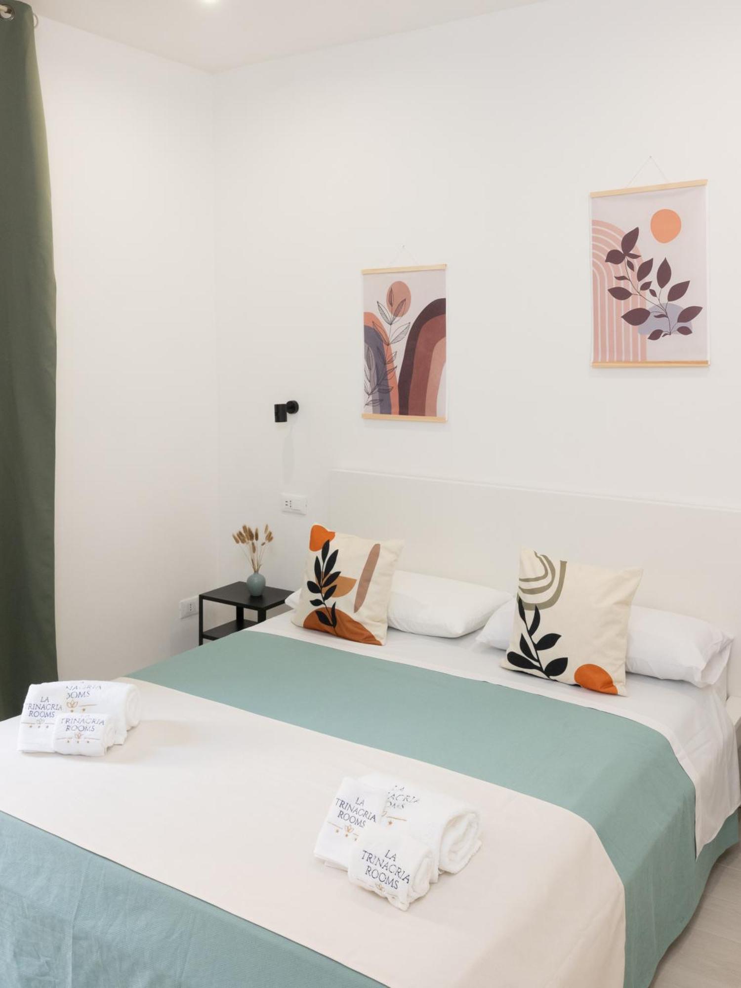 La Trinacria Rooms Trapani Exteriör bild
