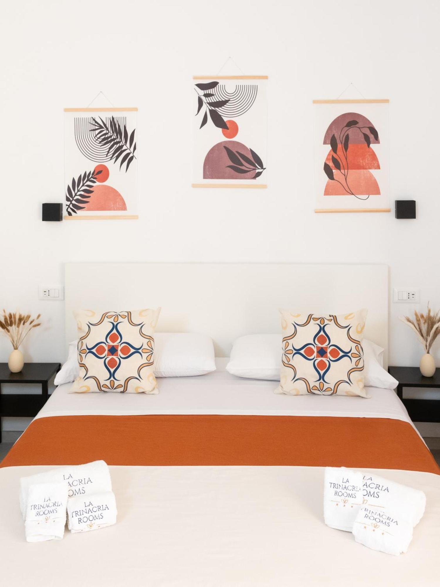 La Trinacria Rooms Trapani Exteriör bild